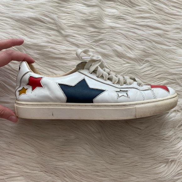 Steve Madden White Leather Blue Red Star Print 4th of July America Post Sneakers - Picture 4 of 11
